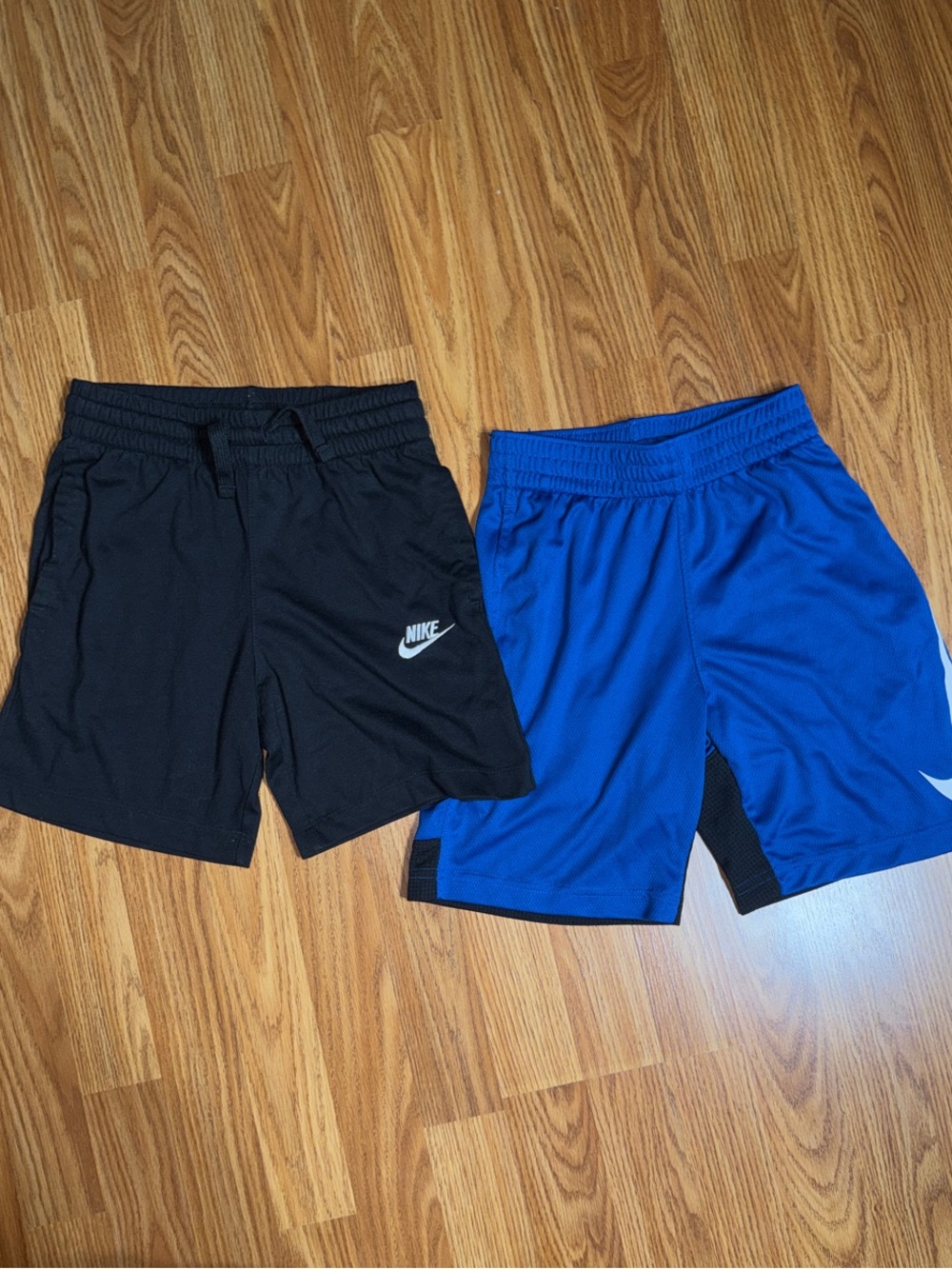 Nike Boys Athletic Shorts size Small 7/8